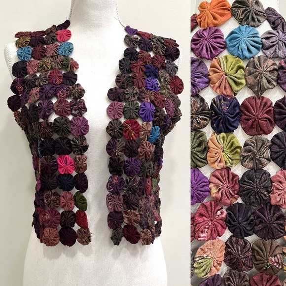 Vintage Handmade Silk Yo Yo Quilt Vest Rosette Patchwork Boho Handmade Small - Picture 1 of 11